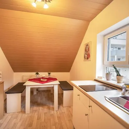 Im Gruenen, 10 Km Rv, 30 Km Bodensee, Kueche Bad Balkon 公寓